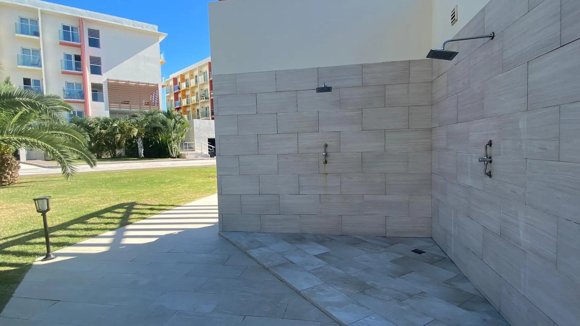 Ocean&Airport View Condo With Pool&Gym In Maho, Walk To Maho Beach And Mullet Bay 0*,  Sint Maarten